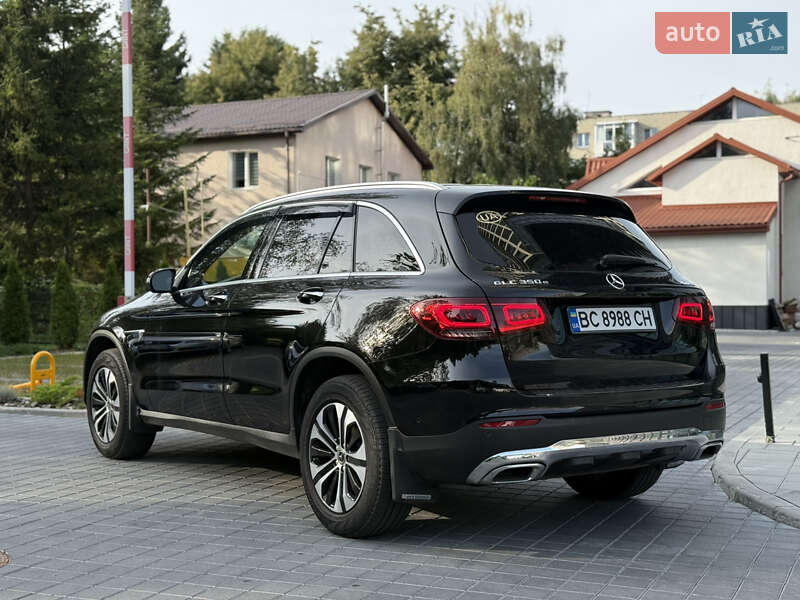 Внедорожник / Кроссовер Mercedes-Benz GLC-Class 2019 в Львове фото 24 Внедорожник / Кроссовер Mercedes-Benz GLC-Class 2019 в Львове