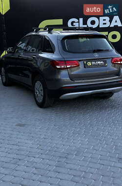 Внедорожник / Кроссовер Mercedes-Benz GLC-Class 2017 в 