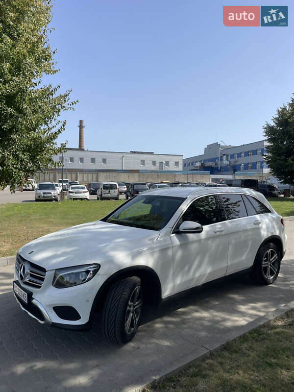 Позашляховик / Кросовер Mercedes-Benz GLC-Class 2015 в Сокалі