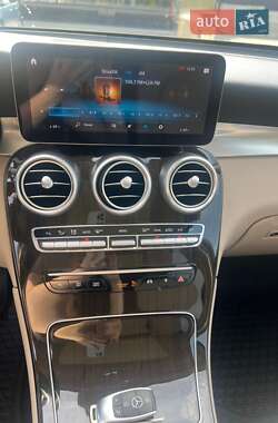 Внедорожник / Кроссовер Mercedes-Benz GLC-Class 2020 в 