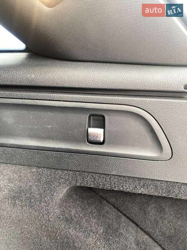 Внедорожник / Кроссовер Mercedes-Benz GLC-Class 2018 в Чернигове