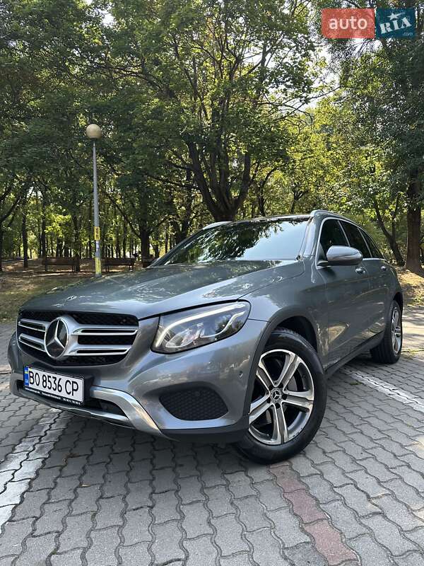 Внедорожник / Кроссовер Mercedes-Benz GLC-Class 2017 в Тернополе
