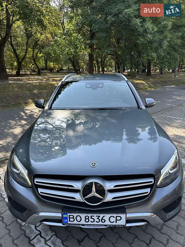 Внедорожник / Кроссовер Mercedes-Benz GLC-Class 2017 в Тернополе