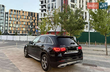 Позашляховик / Кросовер Mercedes-Benz GLC-Class 2019 в 