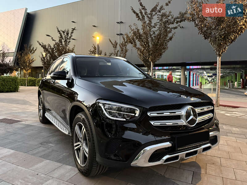 Mercedes-Benz GLC-Class 2019