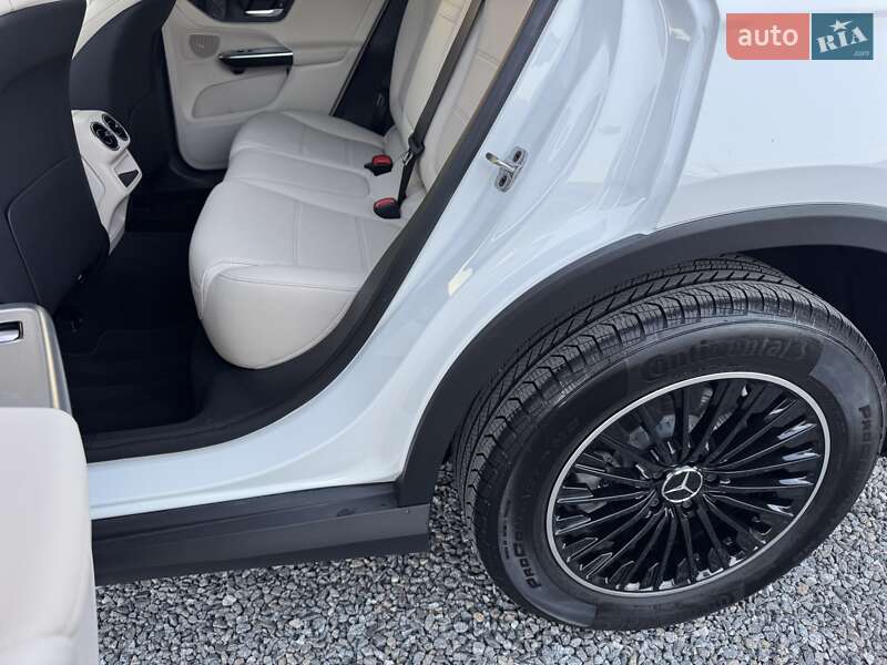 Внедорожник / Кроссовер Mercedes-Benz GLC-Class 2023 в Тернополе