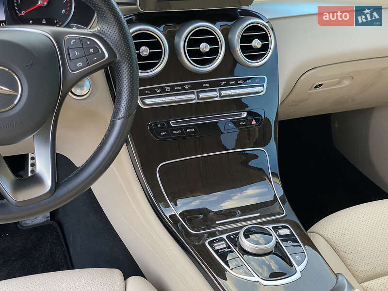 Внедорожник / Кроссовер Mercedes-Benz GLC-Class 2019 в Луцке