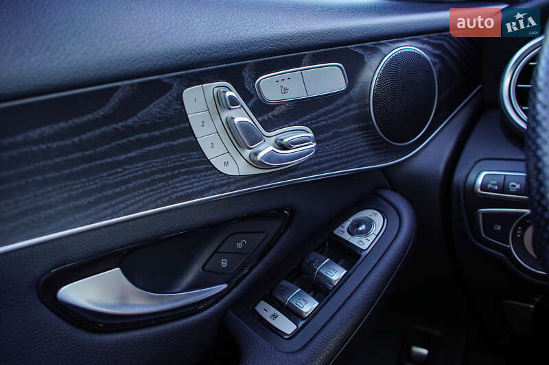 Внедорожник / Кроссовер Mercedes-Benz GLC-Class 2018 в Житомире