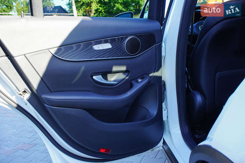 Внедорожник / Кроссовер Mercedes-Benz GLC-Class 2018 в Житомире