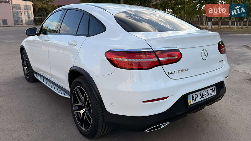 Внедорожник / Кроссовер Mercedes-Benz GLC-Class 2017 в Запорожье