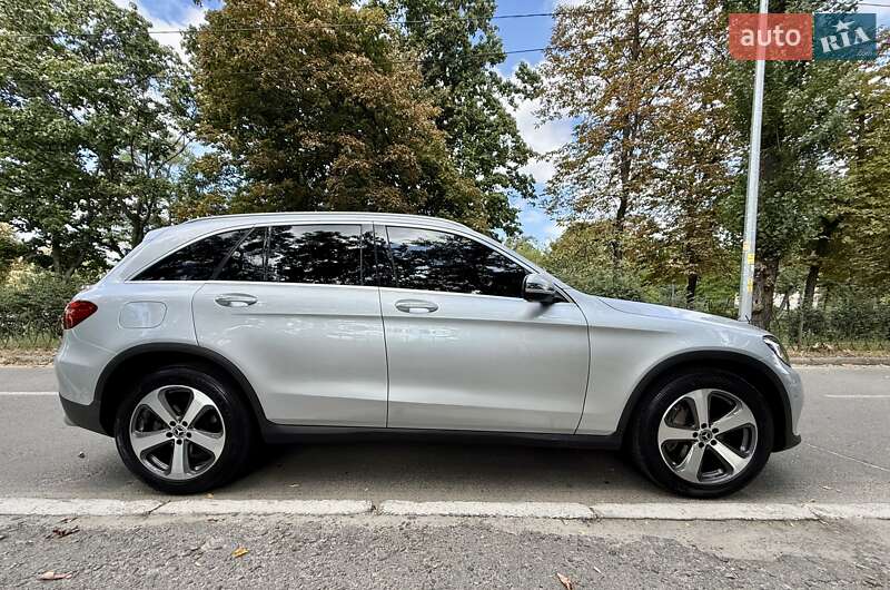 Внедорожник / Кроссовер Mercedes-Benz GLC-Class 2017 в Киеве