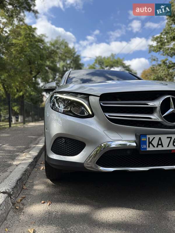 Внедорожник / Кроссовер Mercedes-Benz GLC-Class 2017 в Киеве