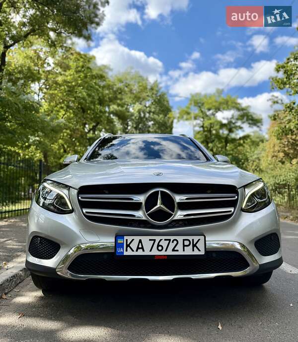 Внедорожник / Кроссовер Mercedes-Benz GLC-Class 2017 в Киеве