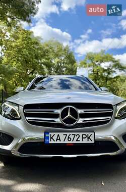 Внедорожник / Кроссовер Mercedes-Benz GLC-Class 2017 в 