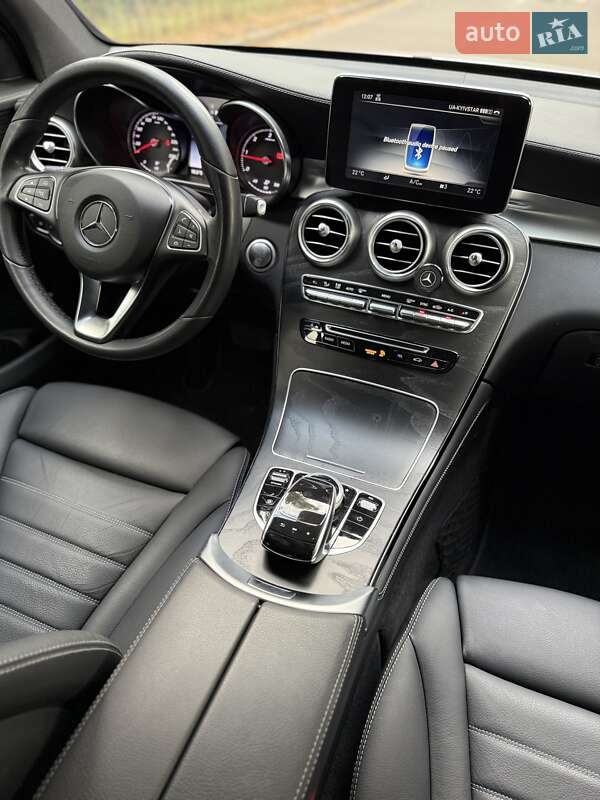 Внедорожник / Кроссовер Mercedes-Benz GLC-Class 2017 в Киеве