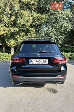 Внедорожник / Кроссовер Mercedes-Benz GLC-Class 2016 в 