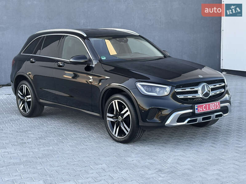 Позашляховик / Кросовер Mercedes-Benz GLC-Class 2021 в Львові