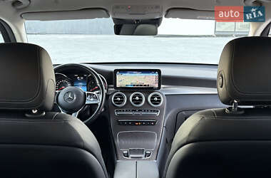 Внедорожник / Кроссовер Mercedes-Benz GLC-Class 2021 в 