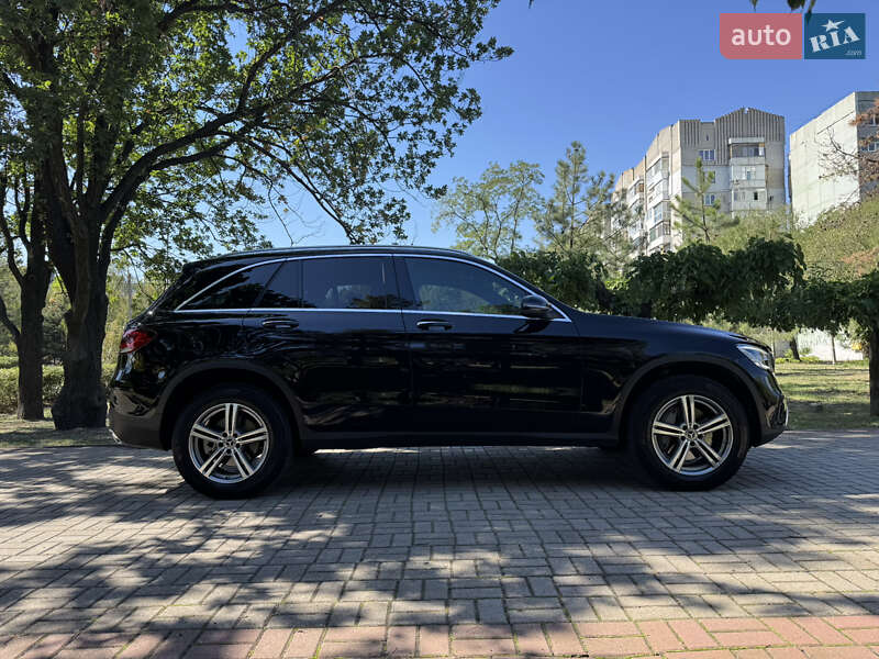 Позашляховик / Кросовер Mercedes-Benz GLC-Class 2021 в Києві