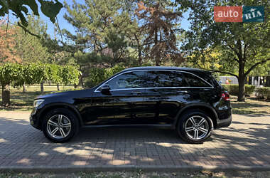Позашляховик / Кросовер Mercedes-Benz GLC-Class 2021 в 