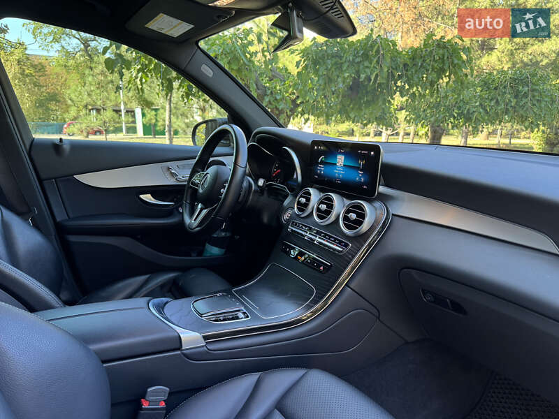 Позашляховик / Кросовер Mercedes-Benz GLC-Class 2021 в Києві