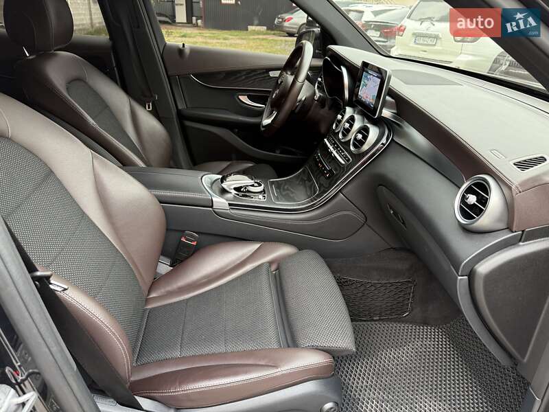 Внедорожник / Кроссовер Mercedes-Benz GLC-Class 2017 в Виннице