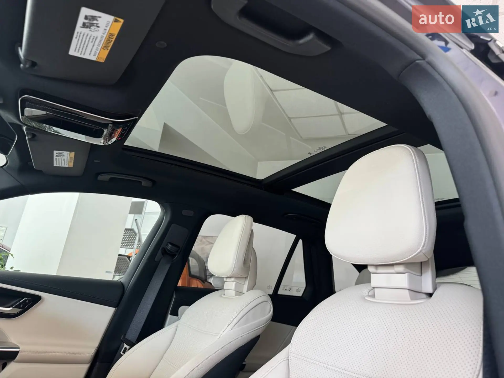 2024 Mercedes-Benz GLC - мініатюра 16
