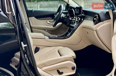 Внедорожник / Кроссовер Mercedes-Benz GLC-Class 2020 в 