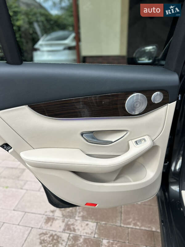 Внедорожник / Кроссовер Mercedes-Benz GLC-Class 2019 в Львове