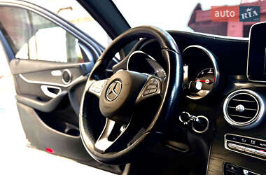 Позашляховик / Кросовер Mercedes-Benz GLC-Class 2017 в 