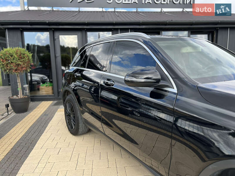 Позашляховик / Кросовер Mercedes-Benz GLC-Class 2018 в Львові