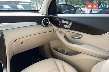 Внедорожник / Кроссовер Mercedes-Benz GLC-Class 2018 в 