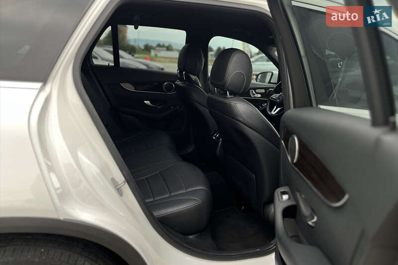 Позашляховик / Кросовер Mercedes-Benz GLC-Class 2019 в Мукачевому