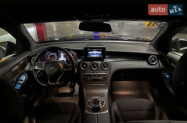 Внедорожник / Кроссовер Mercedes-Benz GLC-Class 2017 в 