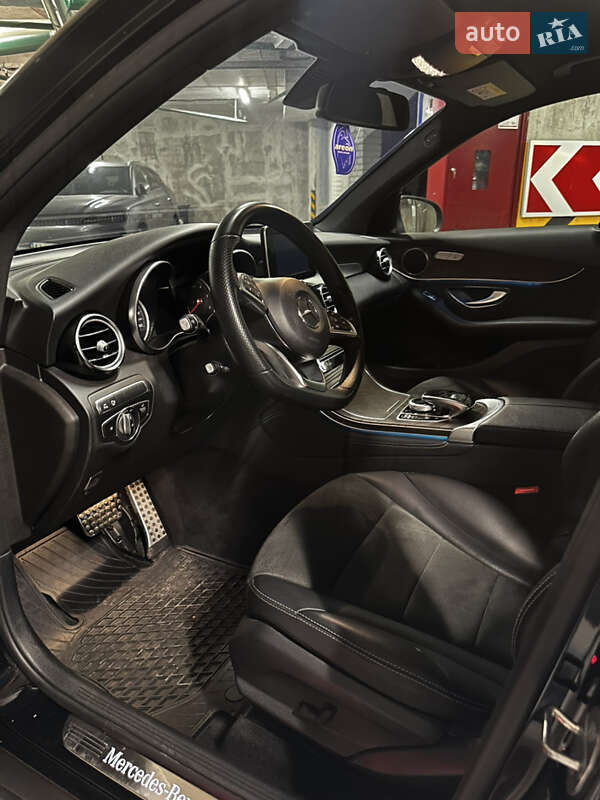 Внедорожник / Кроссовер Mercedes-Benz GLC-Class 2017 в Киеве