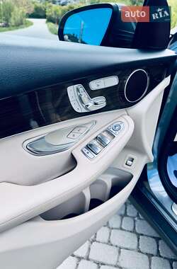 Внедорожник / Кроссовер Mercedes-Benz GLC-Class 2015 в 