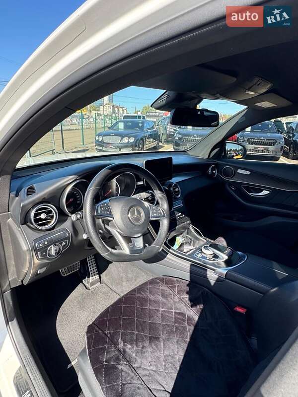 Внедорожник / Кроссовер Mercedes-Benz GLC-Class 2017 в Киеве