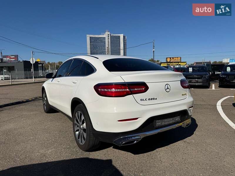 Внедорожник / Кроссовер Mercedes-Benz GLC-Class 2017 в Киеве