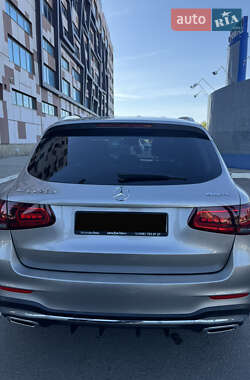 Внедорожник / Кроссовер Mercedes-Benz GLC-Class 2020 в 