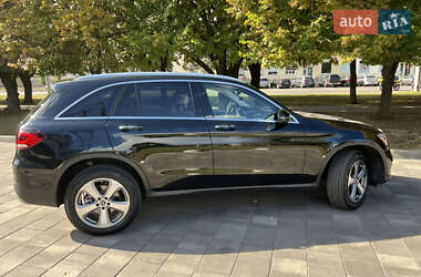 Внедорожник / Кроссовер Mercedes-Benz GLC-Class 2022 в 