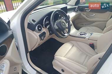 Позашляховик / Кросовер Mercedes-Benz GLC-Class 2018 в 