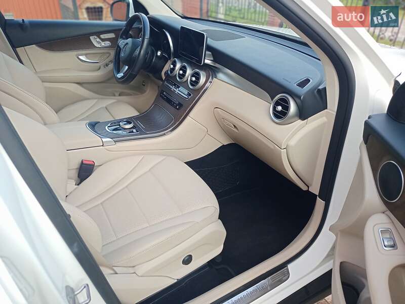 Позашляховик / Кросовер Mercedes-Benz GLC-Class 2018 в Львові