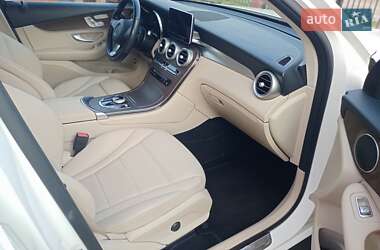 Позашляховик / Кросовер Mercedes-Benz GLC-Class 2018 в 