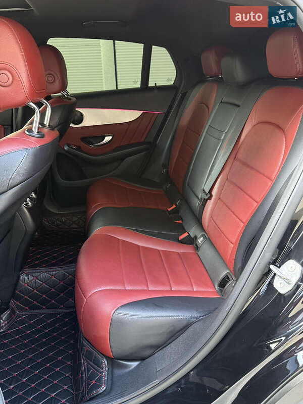 Позашляховик / Кросовер Mercedes-Benz GLC-Class 2018 в Ужгороді