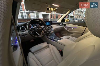 Внедорожник / Кроссовер Mercedes-Benz GLC-Class 2020 в 
