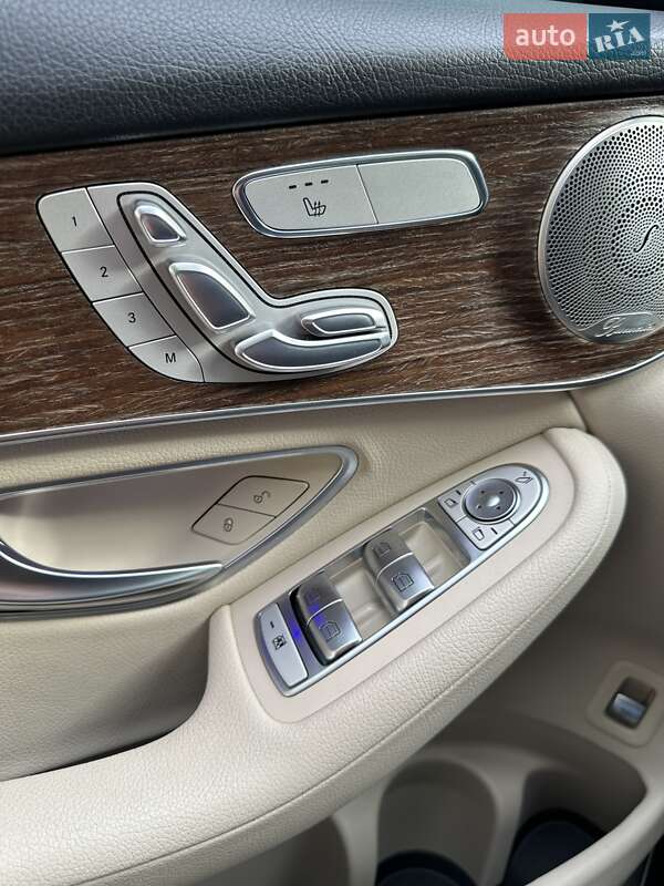 Позашляховик / Кросовер Mercedes-Benz GLC-Class 2020 в Києві