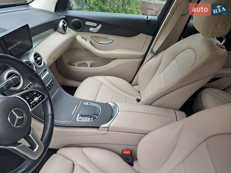 Внедорожник / Кроссовер Mercedes-Benz GLC-Class 2020 в Ивано-Франковске