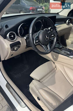 Позашляховик / Кросовер Mercedes-Benz GLC-Class 2021 в 
