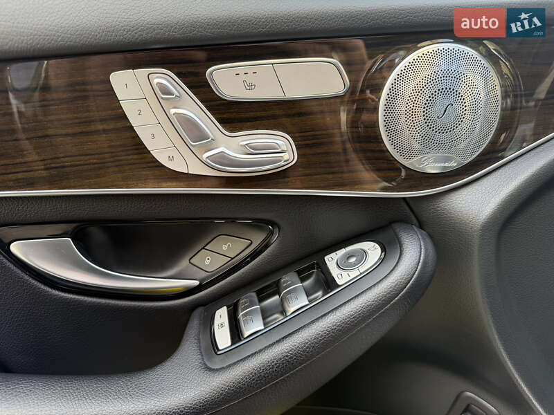 Внедорожник / Кроссовер Mercedes-Benz GLC-Class 2016 в Одессе