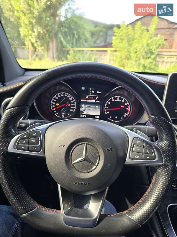 Позашляховик / Кросовер Mercedes-Benz GLC-Class 2017 в Харкові